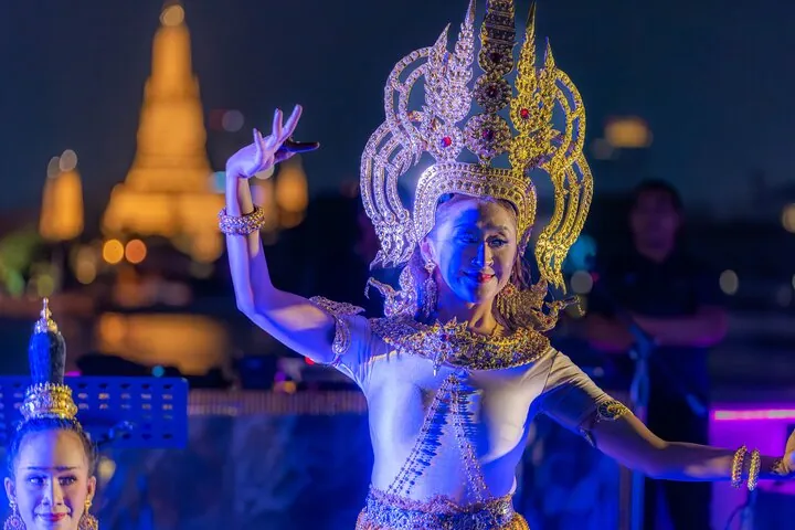 The Newest Luxury 5-Star Bangkok Chao Phraya Dinner Cruise — photo 4