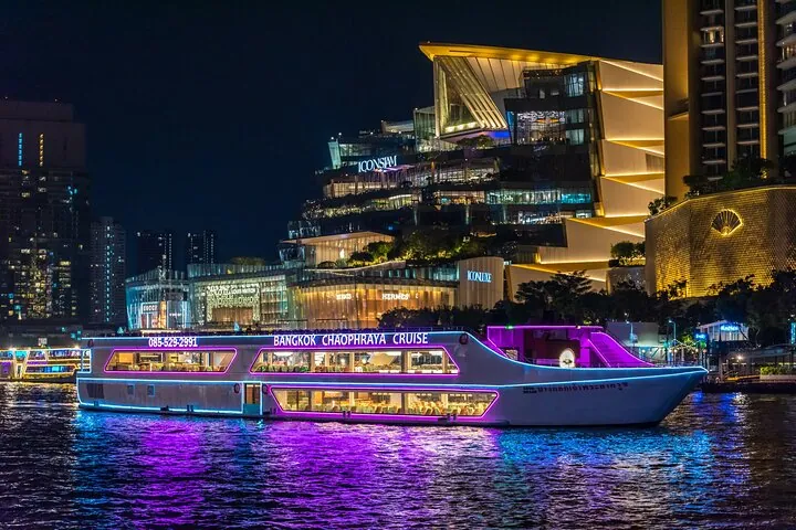 The Newest Luxury 5-Star Bangkok Chao Phraya Dinner Cruise