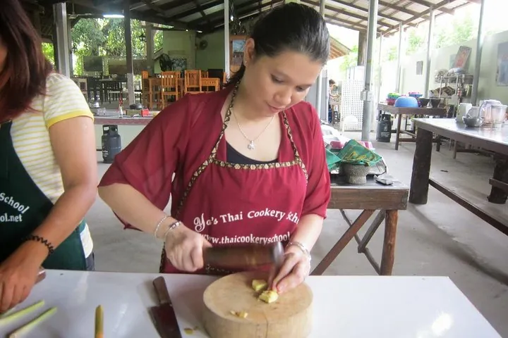 Ya Thai Cookery School Class in Krabi — photo 4